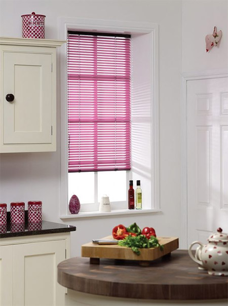 Adding pops of colour to a kitchen 