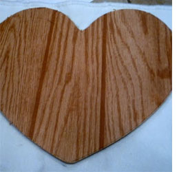 Make a heart wreath for Valentine's Day