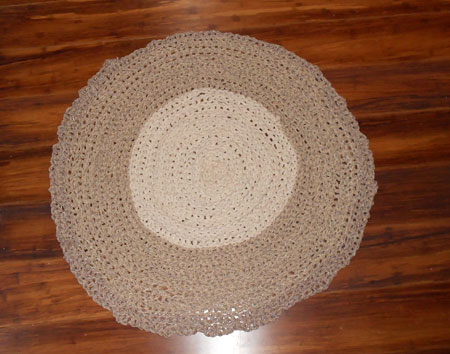 Big rug - Big crochet hook