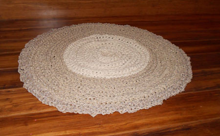 Big rug - Big crochet hook
