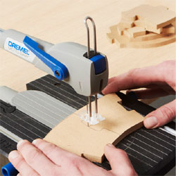 Wooden snake jigsaw puzzle with Dremel Moto Saw