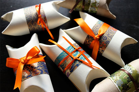 Toilet roll holders make great gift boxes 