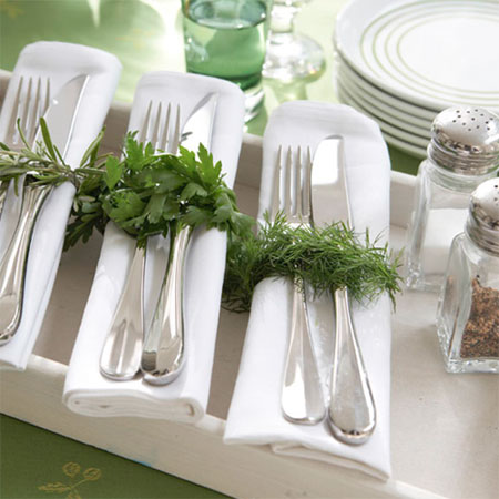 Summertime table setting 