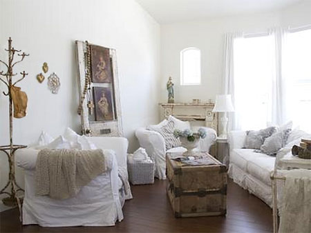 Dress your home in Shabby Chic