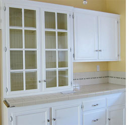Hot pink kitchen makeover