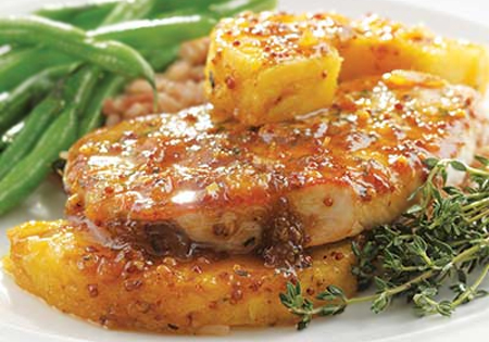 Pork chops with pineapple and thyme