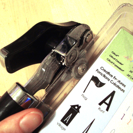 clever idea open hard plastic with tin opener