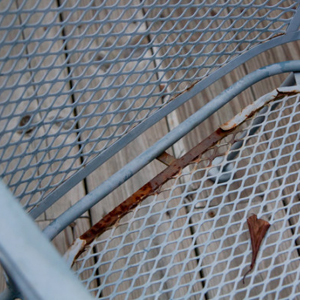 restore revamp steel garden furniture with dremel and rust oleum