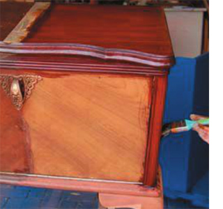 How to remove excess wax from furniture 
