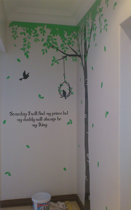 How to apply vinyl wall decals