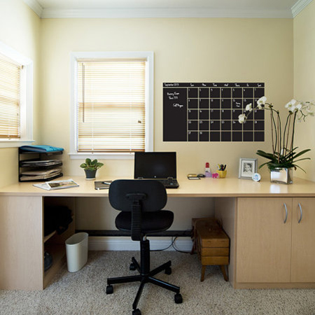 DIY Chalkboard wall calendar ideas 