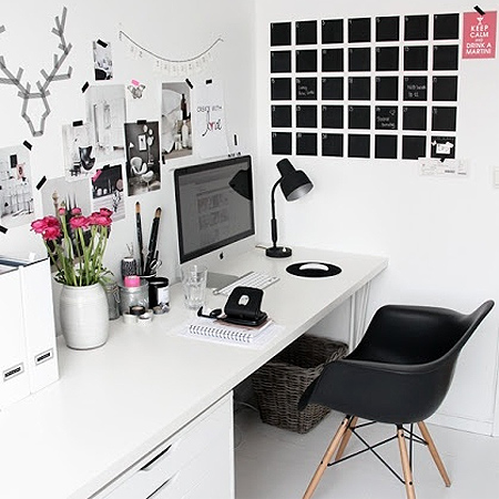 DIY Chalkboard wall calendar ideas