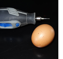 How to blow out eggs