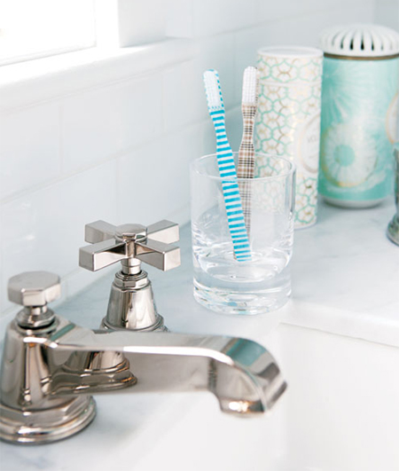 Bathroom makeover that won't break the bank 
