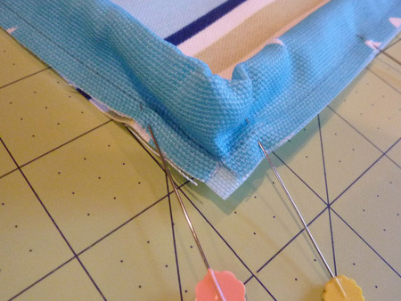 How to make square or rectangle piped cushions