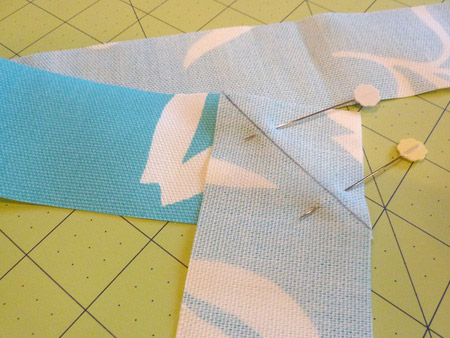 How to make square or rectangle piped cushions