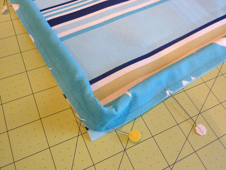 How to make square or rectangle piped cushions