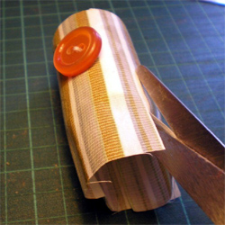 Cardboard tubes make serviette rings 