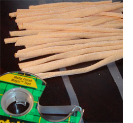 How to make a plush bath mat using old clothes, t-shirts or fabric scraps