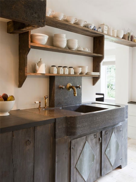 Rustic homes using reclaimed materials