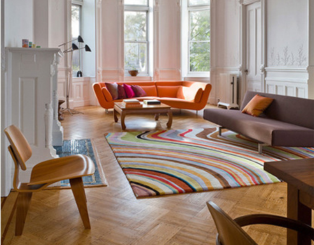 Adding colour and texture with an area rug