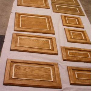 Home Dzine Kitchen Update Wood Kitchen Cabinets With Moulding