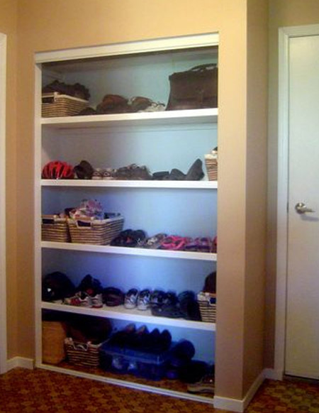 Build a built-in cupboard, closet or wardrobe with timber and dry wall