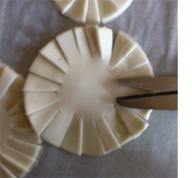 Beautiful serviette flowers from clay