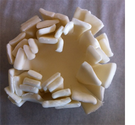 Beautiful serviette flowers from clay