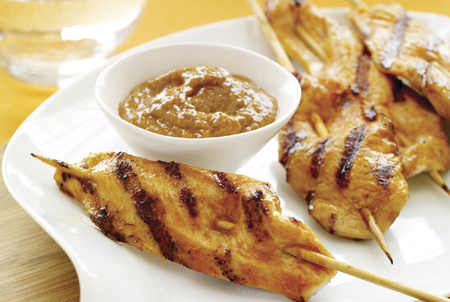 Chicken satay with peanut dipping sauce