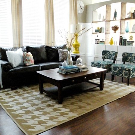 Use acrylic paint to stencil design on a rug or mat