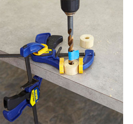 DIY kids mini-kitchen 