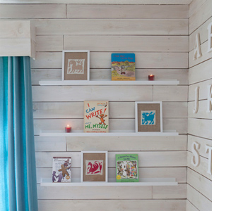 Decorating with whitewashed wood panelling 