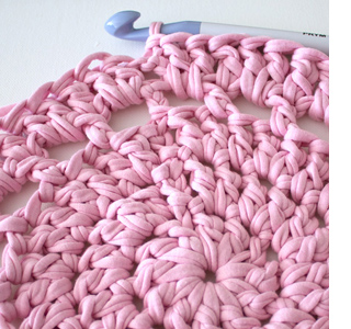 How to crochet a Mandala floor rug 