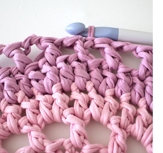 How to crochet a Mandala floor rug 