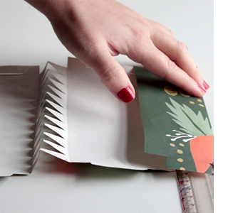 How to make your own Christmas crackers