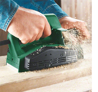Tips on using a Bosch electric planer 