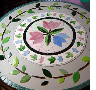 How to mosaic a tabletop