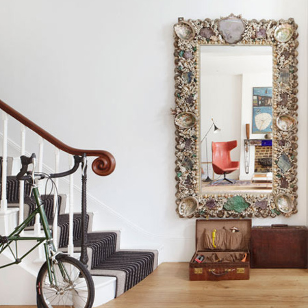 Crafts with seashells 