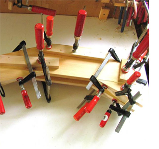 Build a round or circular dining table