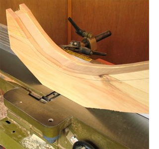 Build a round or circular dining table