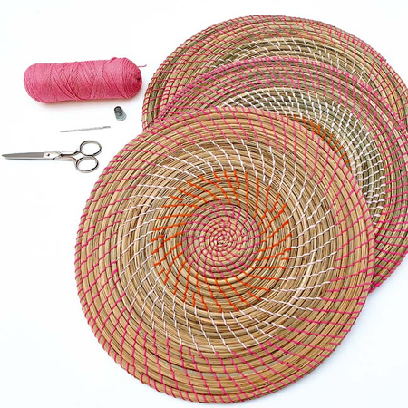Placemats make the perfect outdoor rug! 