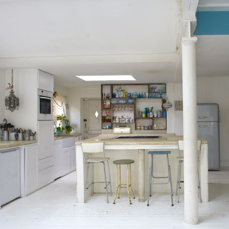 Eclectic style in vintage home 