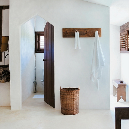 Decorate a home in modern rustic style  bathroom reclaimed timber accents 