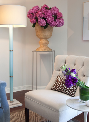 Decorate with pink and blue