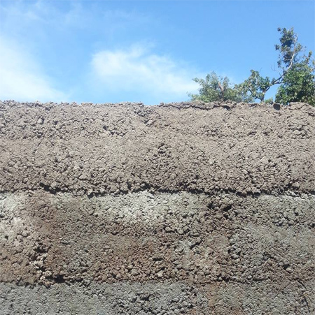 Building with shuttered concrete Kwikblox 