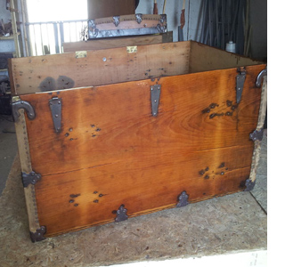 How to restore a steamer trunk