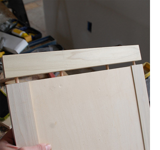 Make a vintage bathroom vanity 