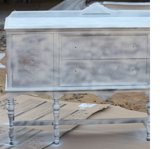 Home Dzine Distressed Furniture With Spray Paint