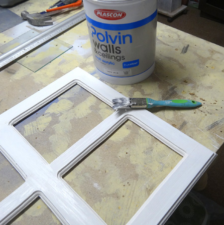 DIY vintage picture gallery 